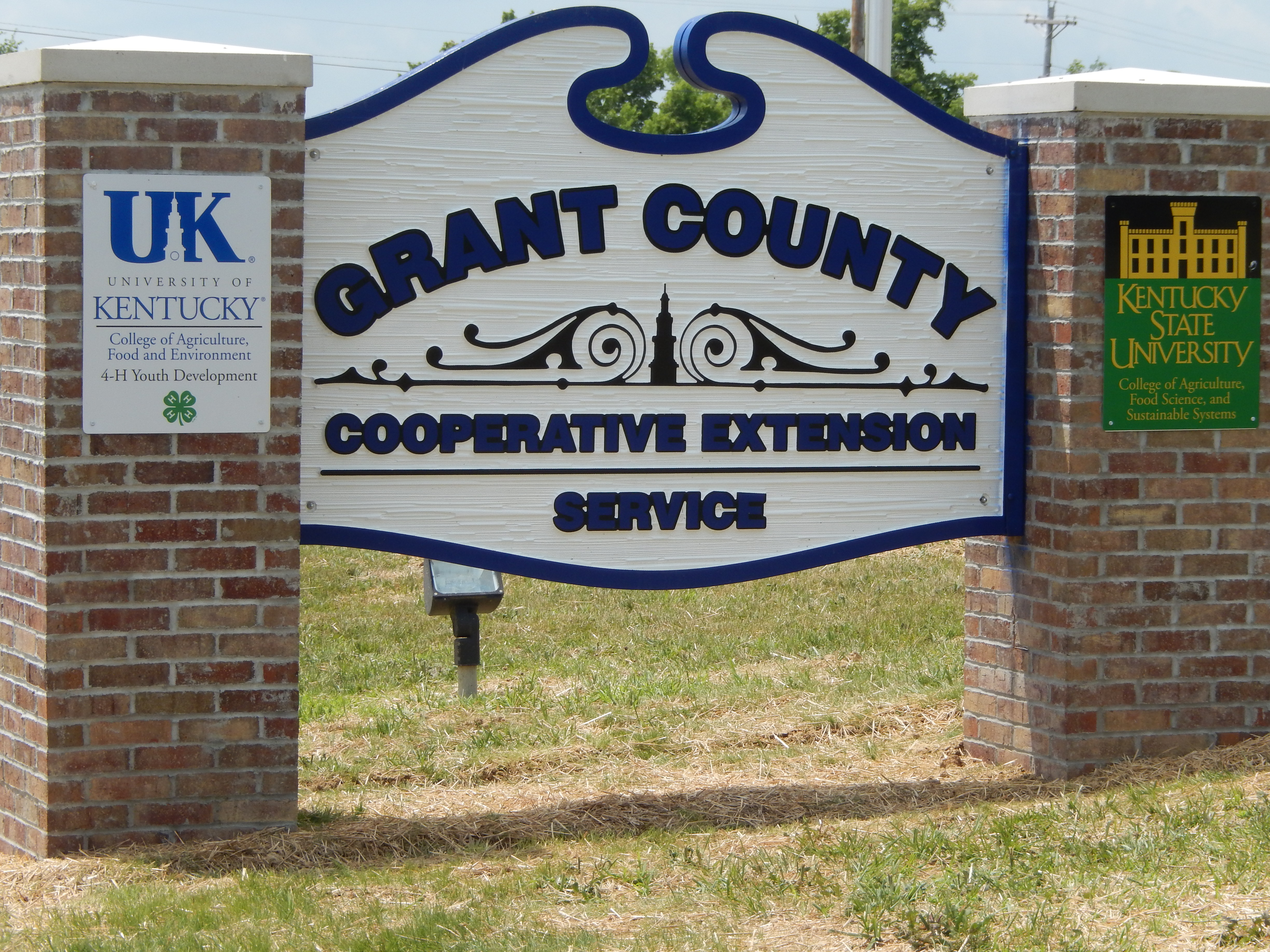 Grant County Cooperative Sign