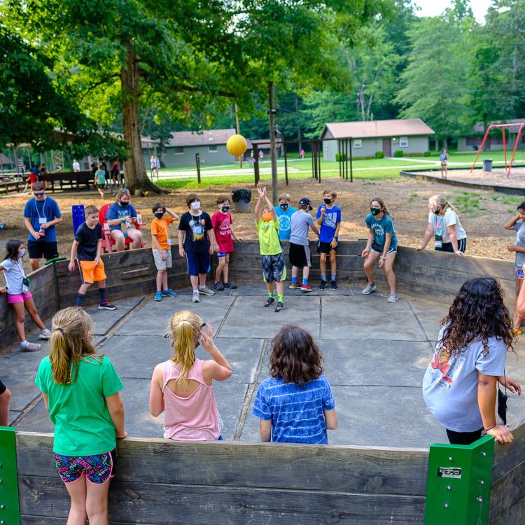  Students at 4-H camp